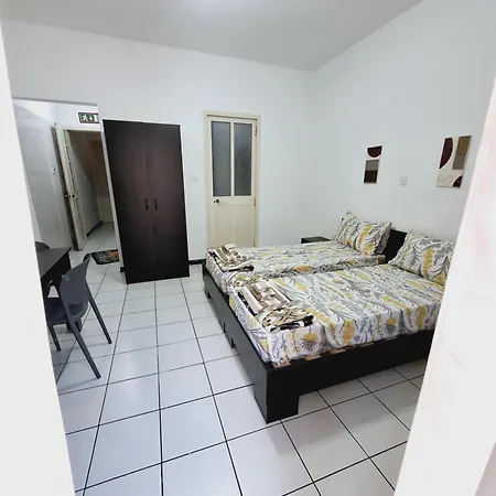 Lovely Paceville C * San Julián