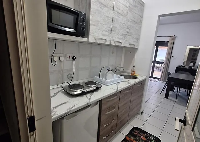 Lovely Paceville C *