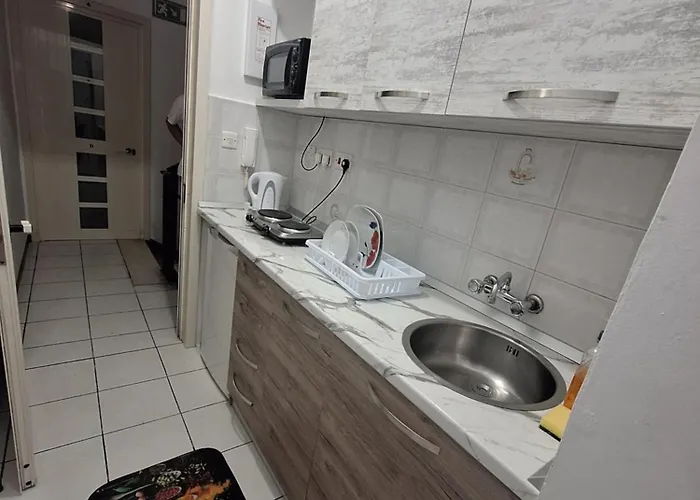 Lovely Paceville C Апартаменты Сент Джулианс